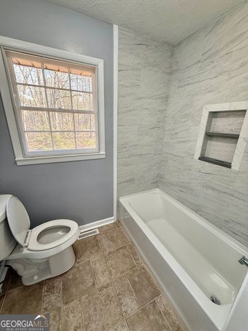 90 Hickory Lane, Lagrange, GA 30240