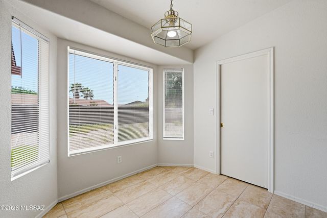 10008 E Moonstruck Way, Tucson, AZ 85747