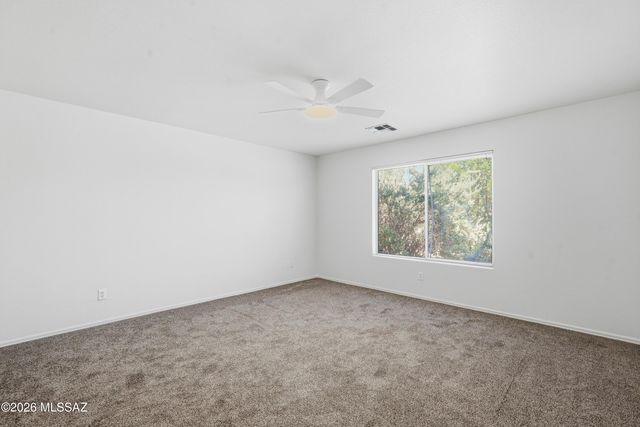 10008 E Moonstruck Way, Tucson, AZ 85747