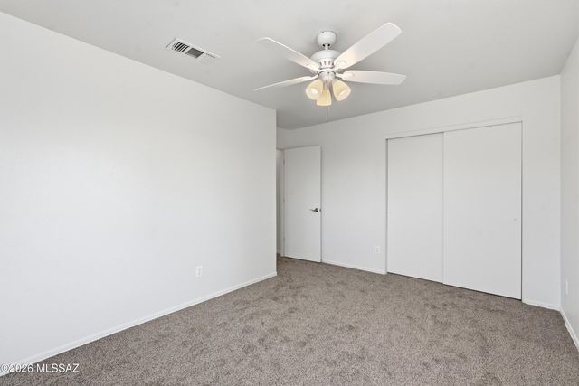 10008 E Moonstruck Way, Tucson, AZ 85747