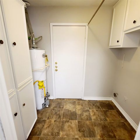 11352 QUAIL RUN Street, Dallas, TX 75238