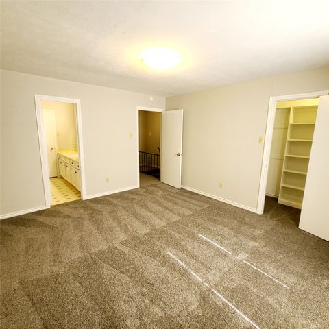 11352 QUAIL RUN Street, Dallas, TX 75238