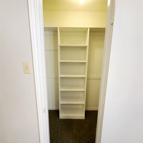 11352 QUAIL RUN Street, Dallas, TX 75238