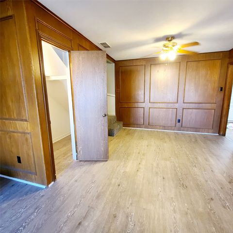 11352 QUAIL RUN Street, Dallas, TX 75238