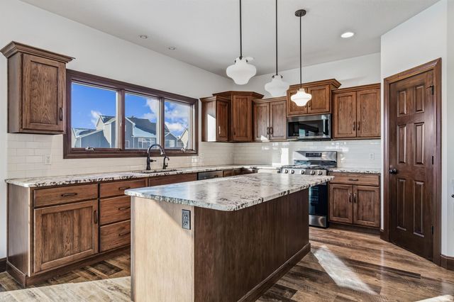 188 Begonia Court, Fort Wayne, IN 46814