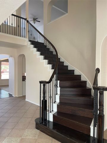 714 Crockett Drive, Mansfield, TX 76063