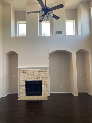 714 Crockett Drive, Mansfield, TX 76063