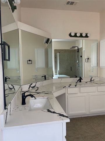 714 Crockett Drive, Mansfield, TX 76063