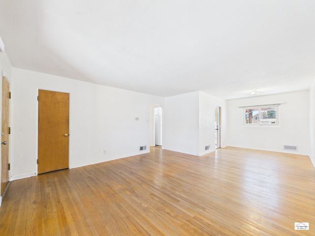 617 California Street SE, Albuquerque, NM 87108