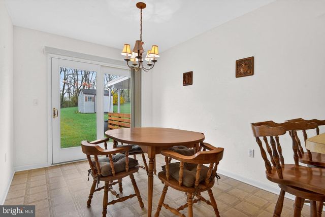 213 MAPLE DR, Hanover, PA 17331