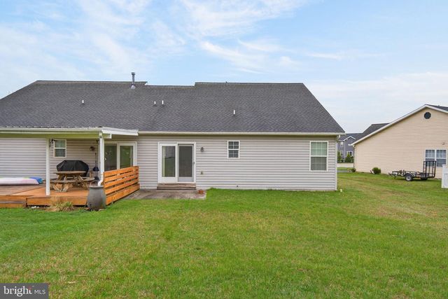 213 MAPLE DR, Hanover, PA 17331