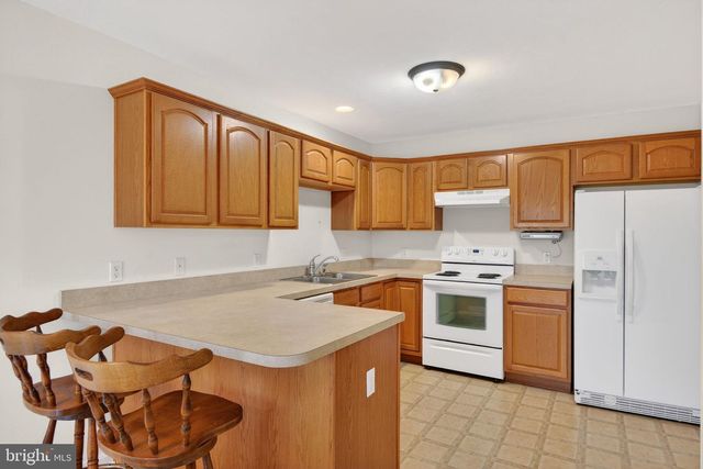 213 MAPLE DR, Hanover, PA 17331