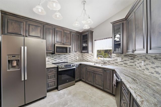 6000 N BEACH ROAD, Englewood, FL 34223