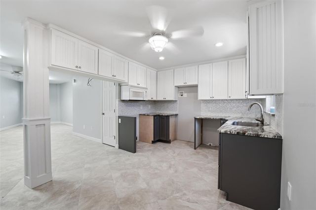6000 N BEACH ROAD, Englewood, FL 34223