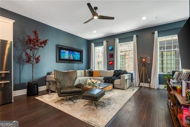 287 Castleberry Hill Walk SW, Atlanta, GA 30313