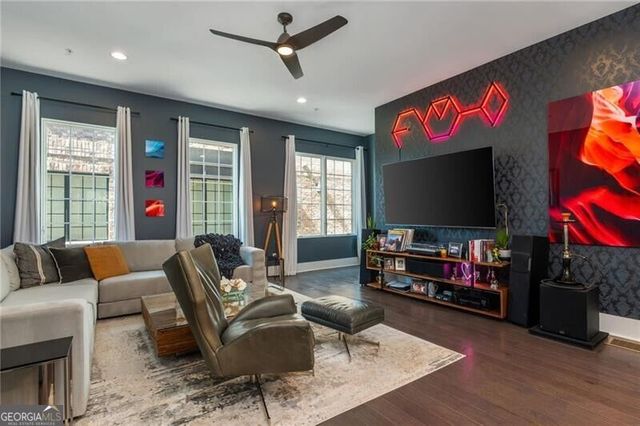 287 Castleberry Hill Walk SW, Atlanta, GA 30313