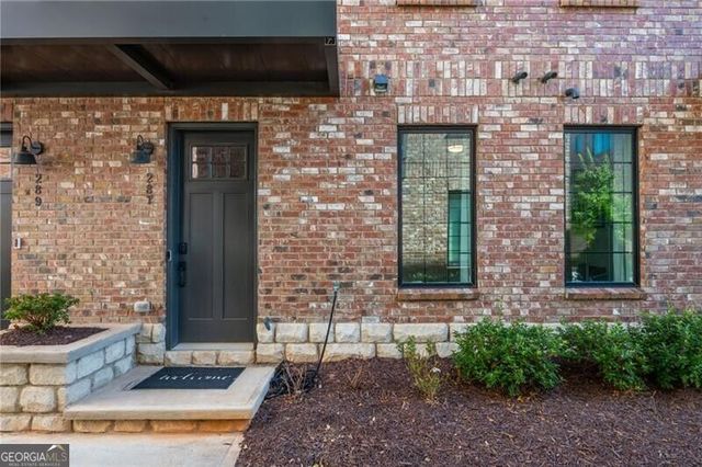 287 Castleberry Hill Walk SW, Atlanta, GA 30313