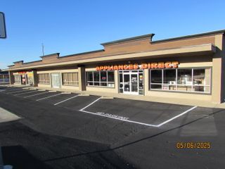 3483 S Market Street, Redding, CA 96001