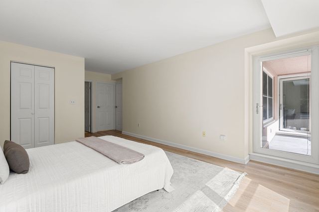 1 Watermill Pl 121, Arlington, MA 02476