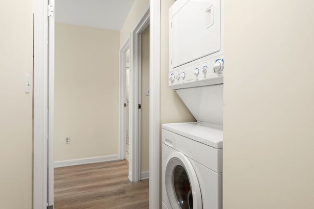 1 Watermill Pl 121, Arlington, MA 02476