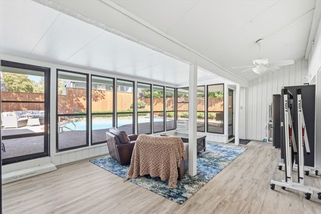 2813 Raintree Drive, Carrollton, TX 75006