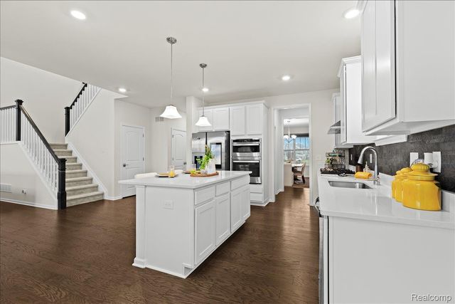 24279 Bay Laurel Lane, Lyon Charter Township, MI 48178