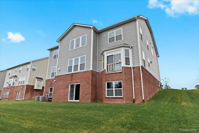 24279 Bay Laurel Lane, Lyon Charter Township, MI 48178