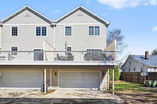 217 W Merchant Street, New Buffalo City, MI 49117