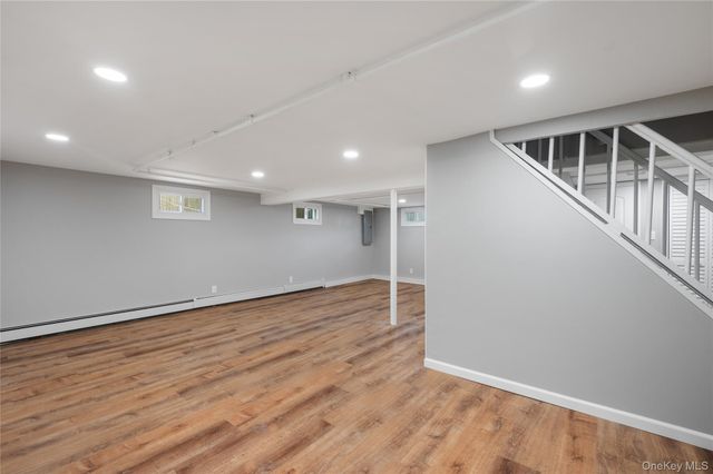 258 Gilling Road, Seaford, NY 11783