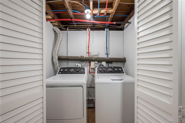 258 Gilling Road, Seaford, NY 11783