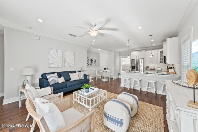 120 11TH Avenue S, Jacksonville Beach, FL 32250