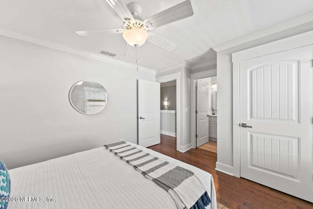 120 11TH Avenue S, Jacksonville Beach, FL 32250