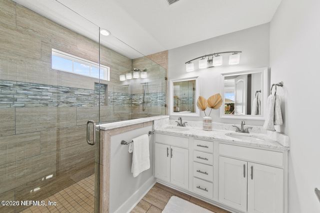 120 11TH Avenue S, Jacksonville Beach, FL 32250