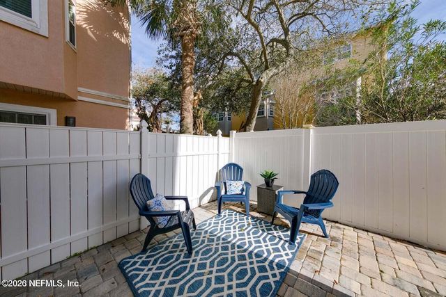 120 11TH Avenue S, Jacksonville Beach, FL 32250