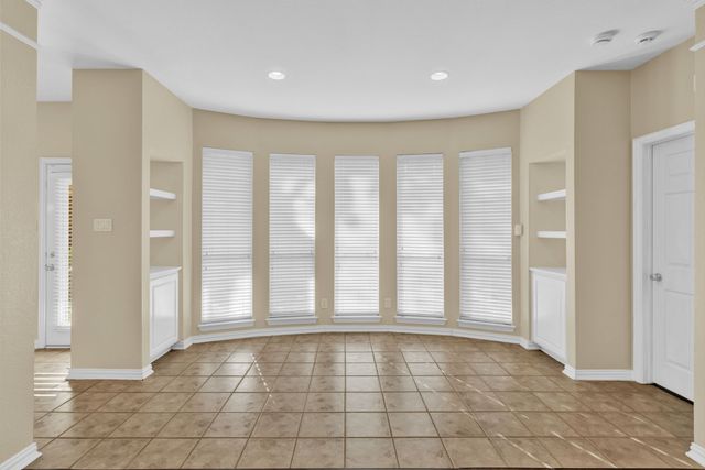 6705 Marie Weldon Court, Arlington, TX 76001