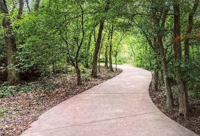 6705 Marie Weldon Court, Arlington, TX 76001