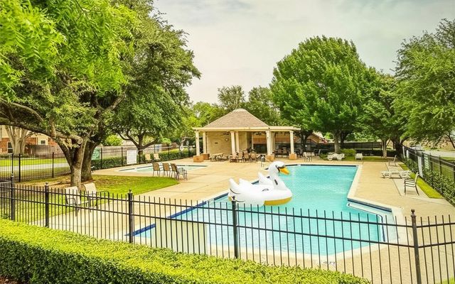 6705 Marie Weldon Court, Arlington, TX 76001