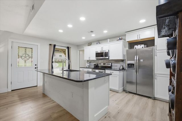 1507 E Tanglewood Drive, Hideaway, TX 75771