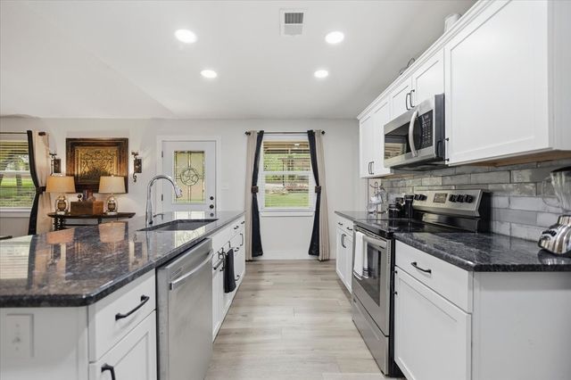 1507 E Tanglewood Drive, Hideaway, TX 75771