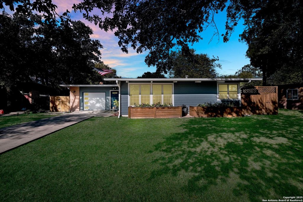 611 Brightwood, San Antonio, TX 78209