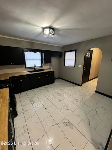 137 N 39th St, Louisville, KY 40212