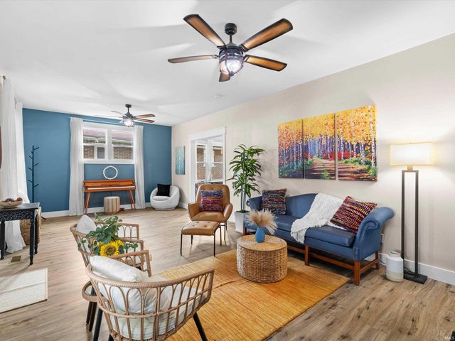 1041 E Chandler Avenue, Evansville, IN 47714