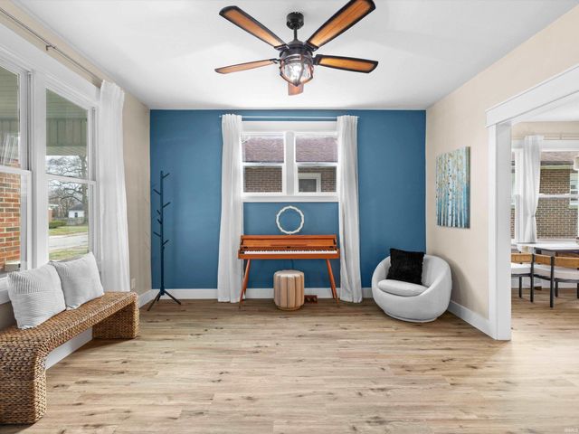 1041 E Chandler Avenue, Evansville, IN 47714