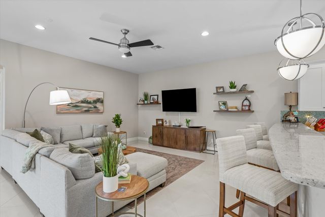 108 Casa Circle, Jupiter, FL 33458