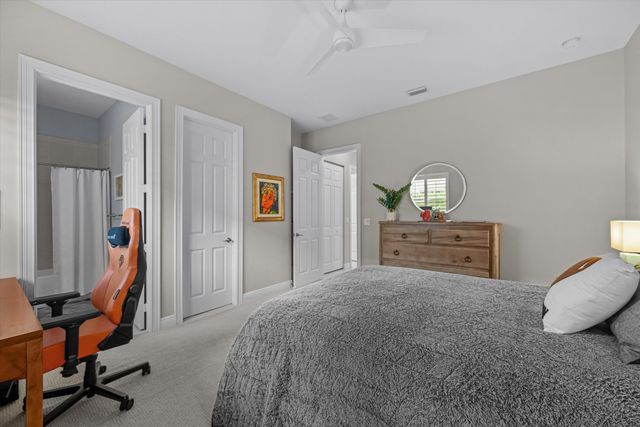 108 Casa Circle, Jupiter, FL 33458