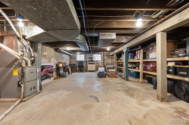 2715 Shenandoah Avenue, St Louis, MO 63104