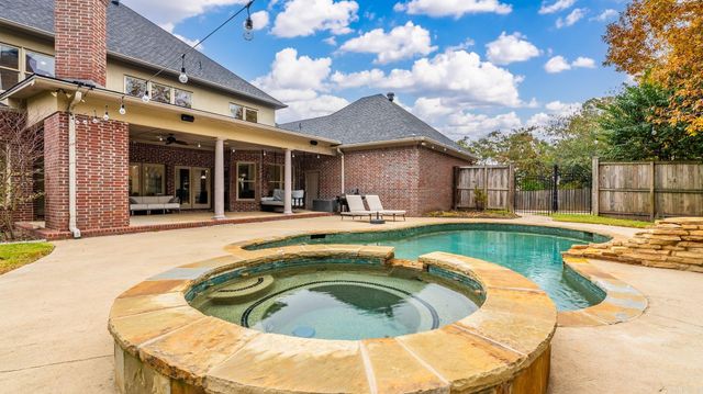 45 Maisons Drive, Little Rock, AR 72223