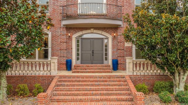 45 Maisons Drive, Little Rock, AR 72223