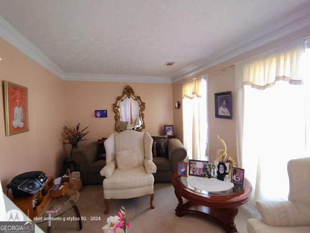 635 Paper Creek Drive, Lawrenceville, GA 30046