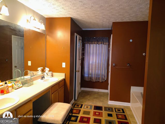 635 Paper Creek Drive, Lawrenceville, GA 30046